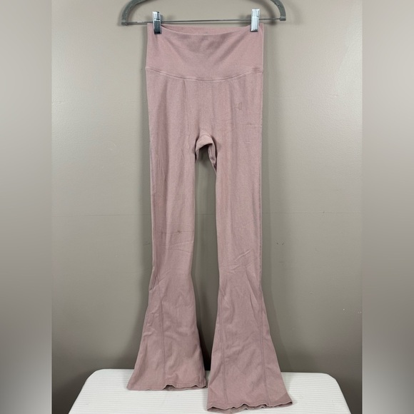 Free People Movement Pink Flare Yoga Pants XS Small Balletcore Lounge - Picture 1 of 10
